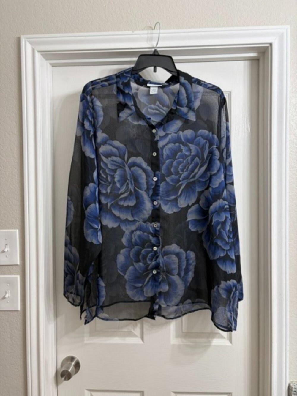 Avenue Brand Women's Black and Blue Floral Sheer Blouse, Size 30/32